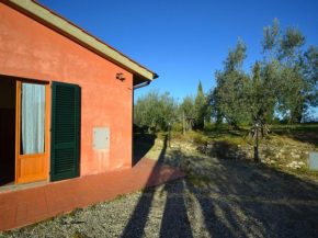Semi detached house in traditional agriturismo with clear view of the Chianti, Montespertoli